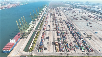 中共上海市紀(jì)律檢查委員會 上海市監(jiān)察委員會推進(jìn)上海貿(mào)易領(lǐng)域廉潔建設(shè)